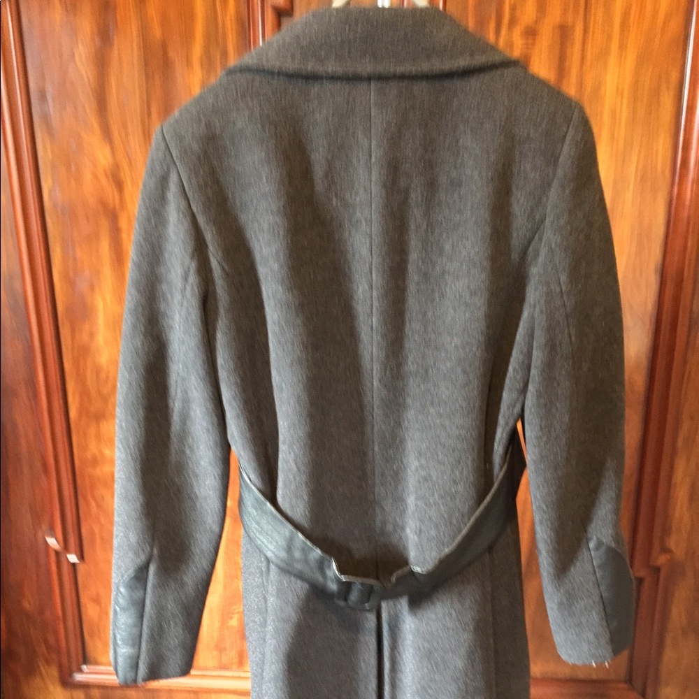 Wool coat - Picture 2 of 6